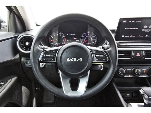 Used 2023 Kia Forte LX FWD image 15