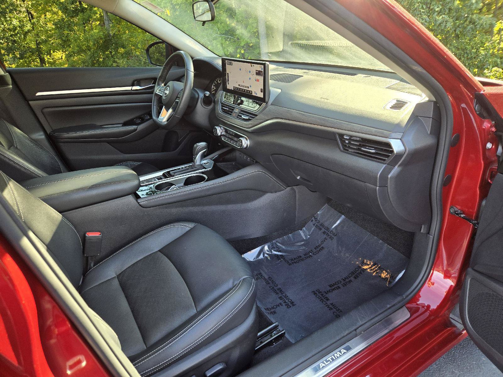 Used 2024 Nissan Altima 2.5 SL AWD/4WD image 23