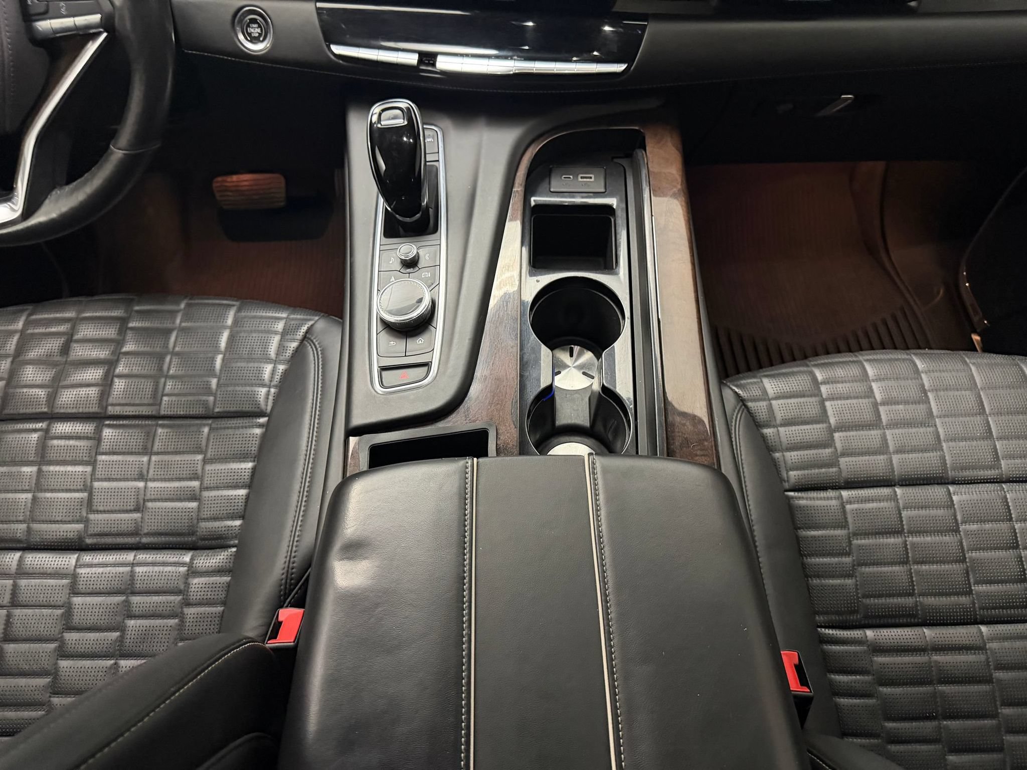 Used 2021 Cadillac Escalade Sport Platinum AWD/4WD image 15