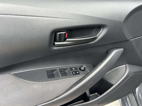 Used 2024 Toyota Corolla LE FWD image 18