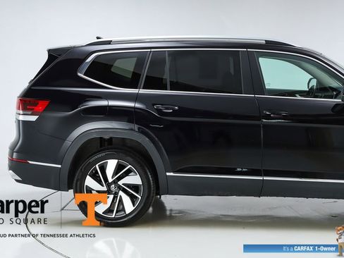 Used 2025 Volkswagen Atlas SEL image 11