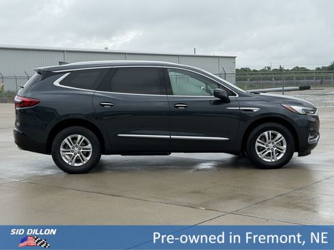 Used 2019 Buick Enclave Essence FWD image 3