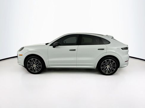 Used 2024 Porsche Cayenne Coupe AWD/4WD image 8