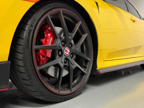 Used 2021 Honda Civic Type R Limited image 27