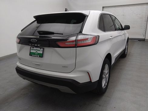 Used 2024 Ford Edge SEL image 7