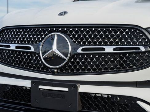 New 2026 Mercedes-Benz GLC 300 4MATIC image 12