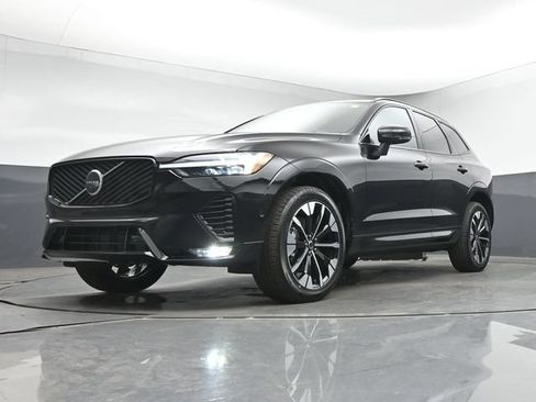 New 2026 Volvo XC60 B5 Plus w/ Climate Package AWD/4WD image 42