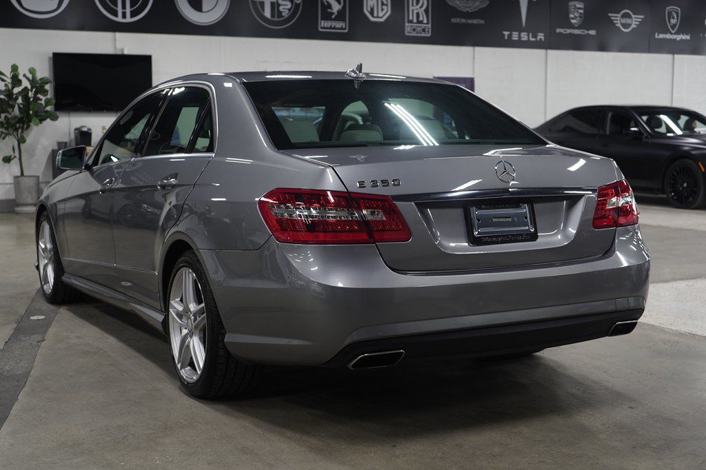Used 2013 Mercedes-Benz E 350 Sedan image 3