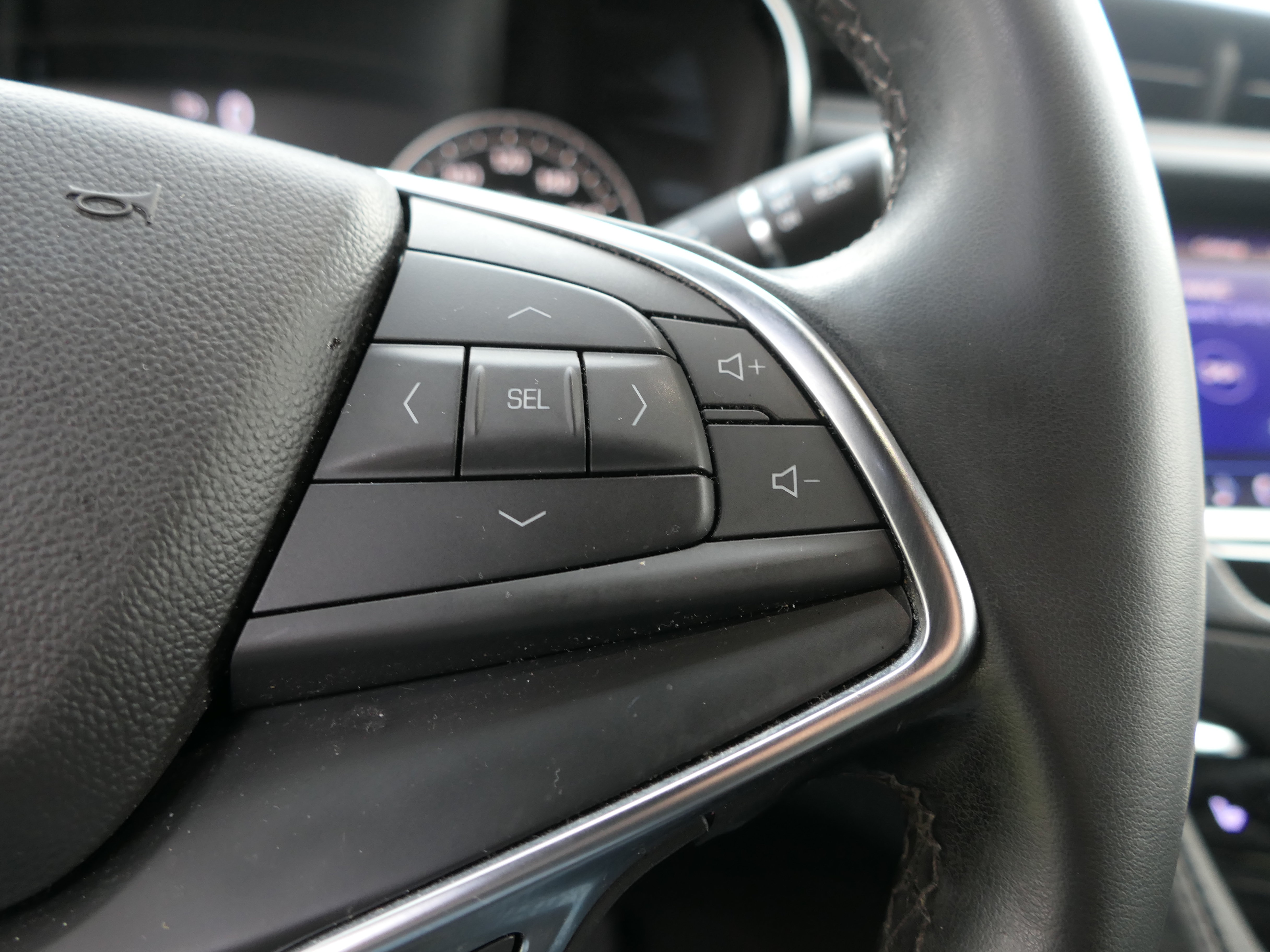 Certified 2024 Cadillac XT5 Luxury FWD image 17