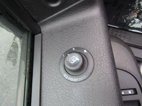 Used 2011 Ford F150 FX4 w/ FX Luxury Pkg image 10