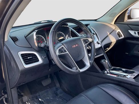 Used 2017 GMC Terrain SLT w/ Open Road Package image 9