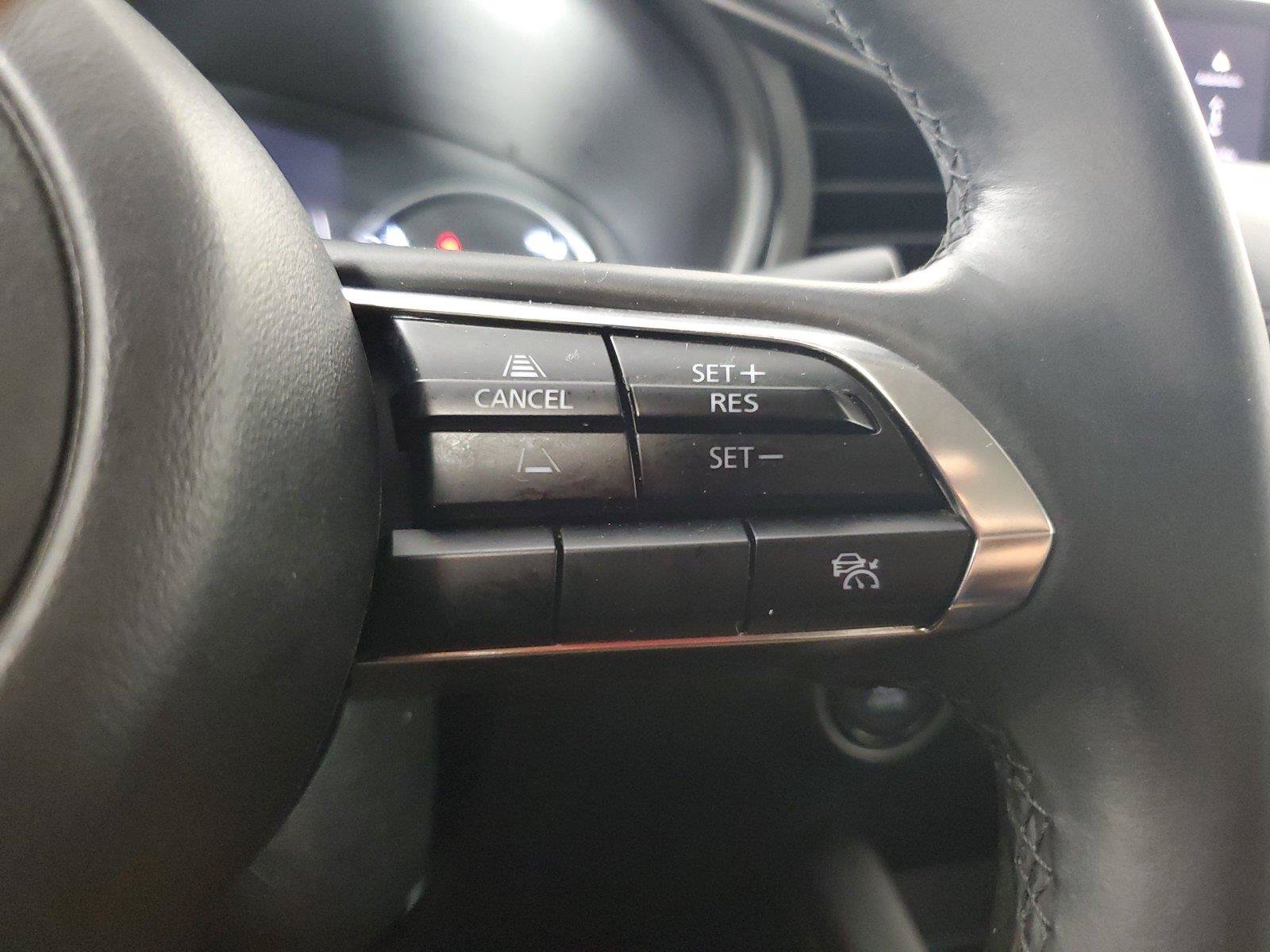 Used 2024 MAZDA MAZDA3 s FWD image 25