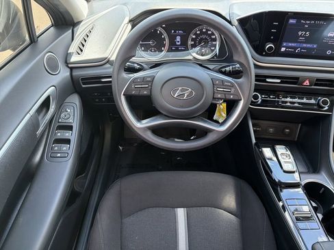 Used 2023 Hyundai Sonata SE FWD image 12