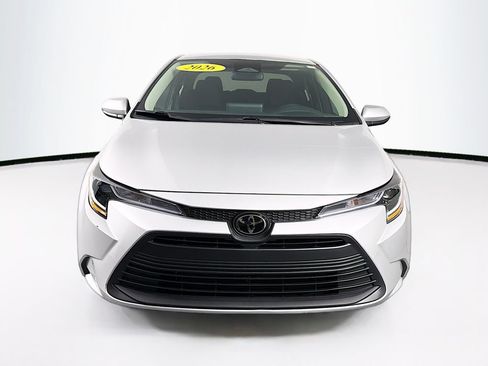 Used 2026 Toyota Corolla LE FWD image 2