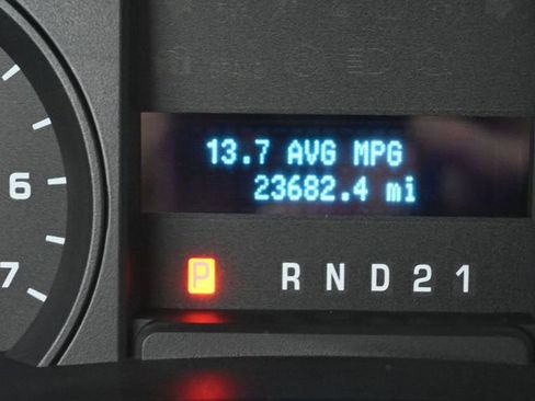 Used 2010 Ford F150 STX image 12