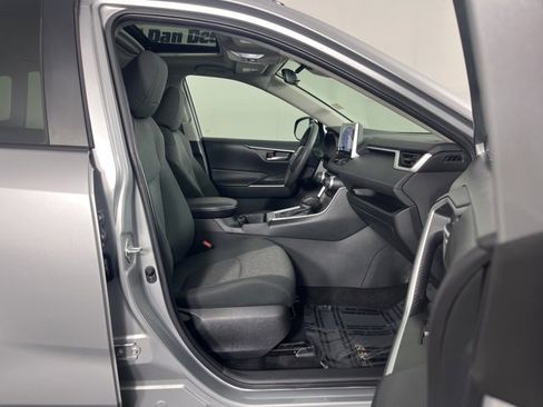 Certified 2024 Toyota RAV4 XLE image 30