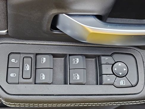 New 2025 RAM 5500 Tradesman image 15