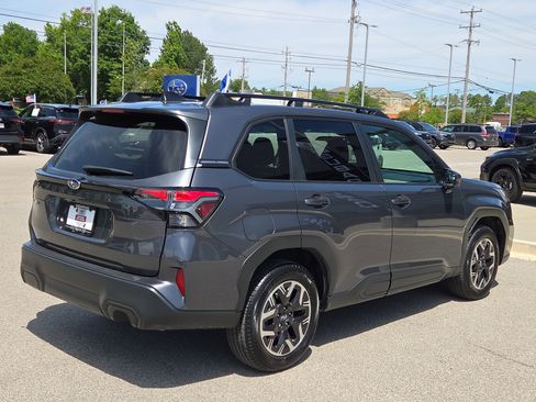 Certified 2026 Subaru Forester Premium AWD/4WD image 3