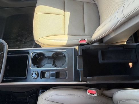 Used 2022 Lincoln Corsair FWD w/ Premium Package image 22