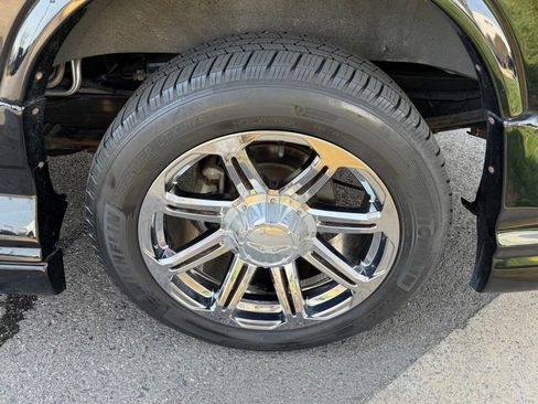 Used 2014 Chevrolet Express 2500 Extended image 13