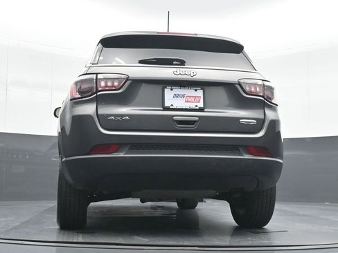 Used 2022 Jeep Compass Latitude w/ Convenience Group image 20