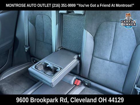 Used 2022 Volvo XC40 T5 R-Design w/ Climate Package image 40