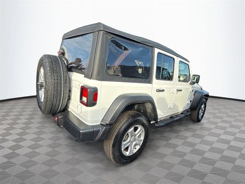 Used 2021 Jeep Wrangler Unlimited Sport image 6