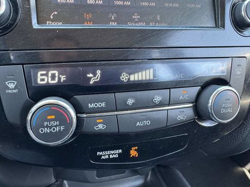 Used 2019 Nissan Rogue SV FWD image 28