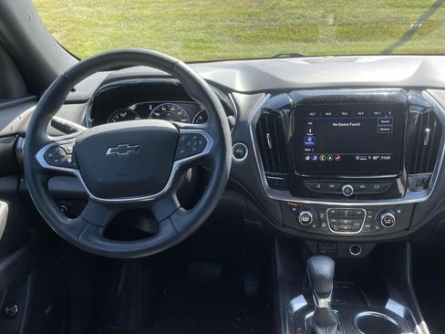 Used 2023 Chevrolet Traverse Premier w/ Redline Edition FWD image 14