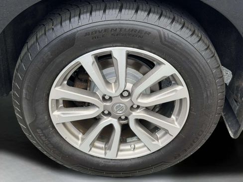 Used 2015 Nissan Pathfinder SL w/ Trailer Tow Package AWD/4WD image 38