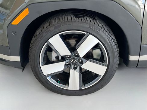 Used 2024 Hyundai Santa Fe Limited AWD/4WD image 30