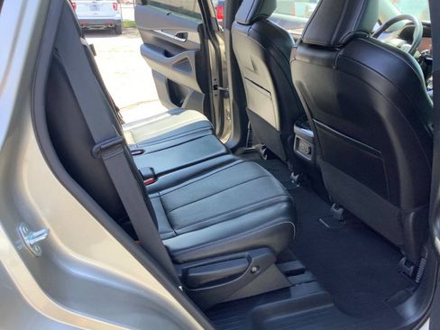 Used 2023 INFINITI QX60 Luxe w/ Cargo Package AWD/4WD image 40