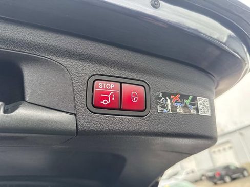Used 2022 Mercedes-Benz GLE 350 4MATIC image 13