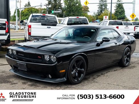 Used 2013 Dodge Challenger R/T Plus RWD image 4