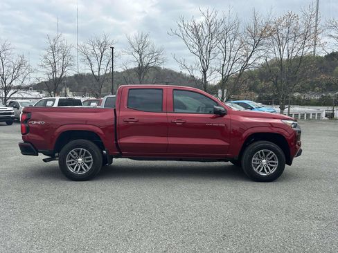 New 2026 Chevrolet Colorado LT w/ LT Convenience Package AWD/4WD image 2