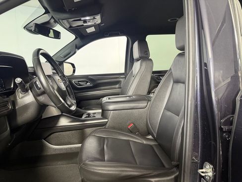 Used 2024 Chevrolet Tahoe LT RWD image 16