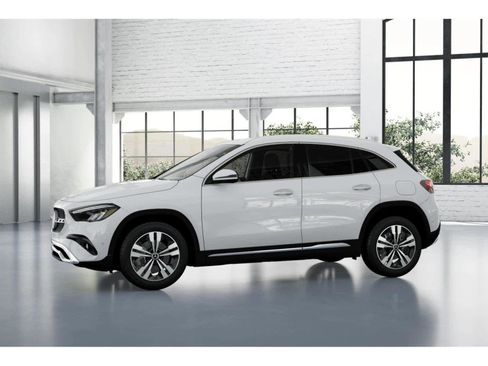 New 2025 Mercedes-Benz GLA 250 GLA 250 image 35
