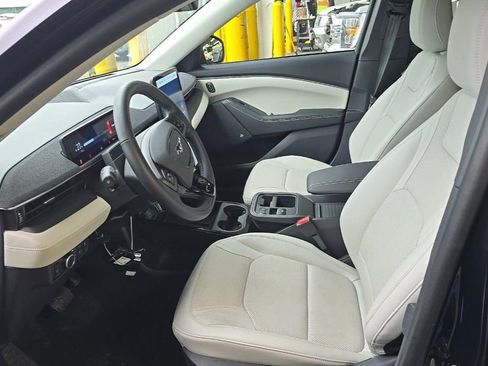 Used 2025 Ford Mustang Mach-E Premium AWD/4WD image 5