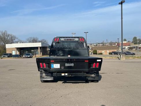 New 2025 GMC Sierra 3500 Pro w/ Convenience Package image 5