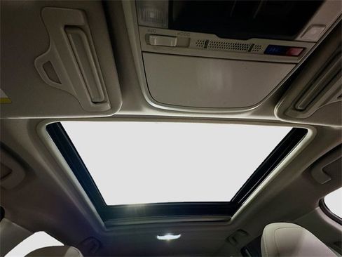 Used 2021 Subaru Forester Limited image 25