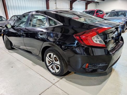 Used 2018 Honda Civic LX image 5