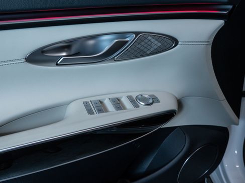 Used 2026 Genesis GV70 2.5T image 16