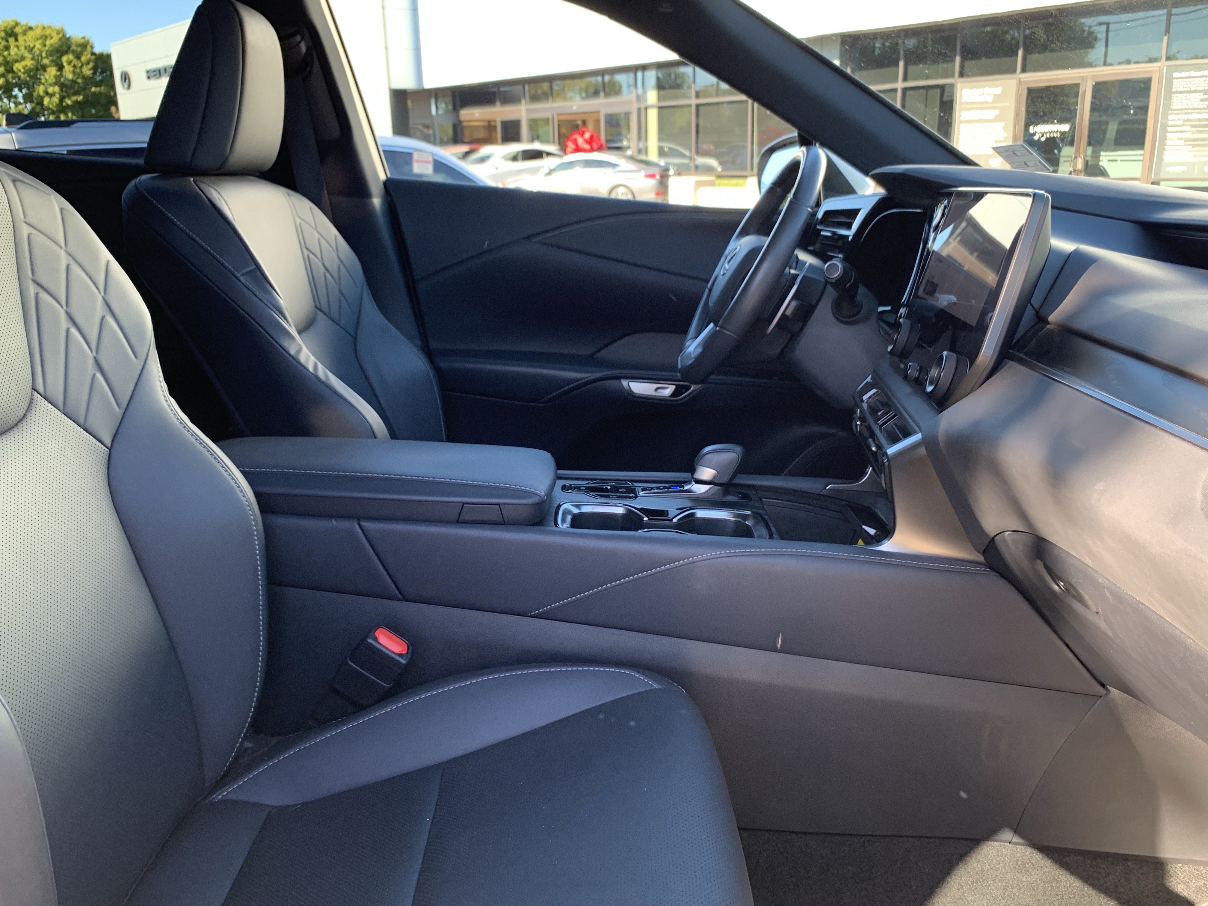 Used 2023 Lexus RX 350 Premium w/ Accessory Package (Z1) FWD image 35