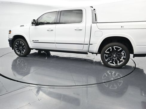 Used 2025 RAM 1500 Limited AWD/4WD image 5