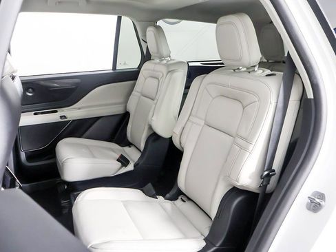 Used 2025 Lincoln Aviator Reserve w/ Illumination Package image 35