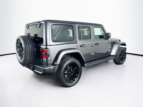 Used 2023 Jeep Wrangler Unlimited Sahara AWD/4WD image 9