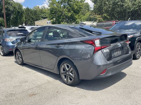 Used 2022 Toyota Prius XLE FWD image 5