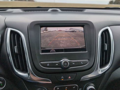 Used 2024 Chevrolet Equinox LT image 14