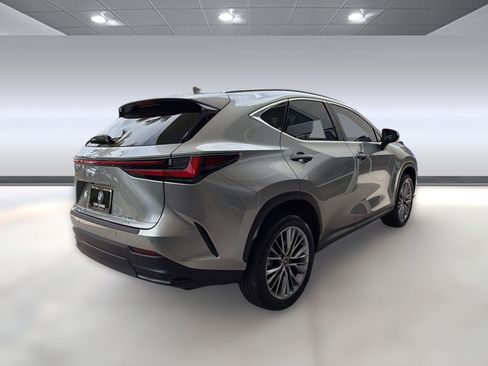 Used 2022 Lexus NX 350 AWD image 9