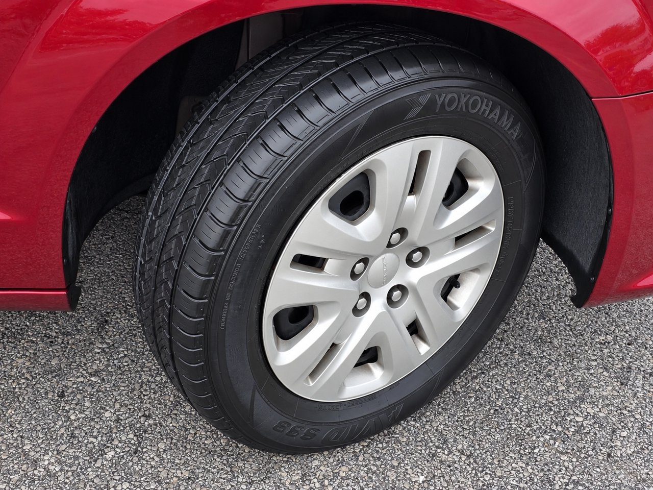 Used 2019 Dodge Grand Caravan SE FWD image 8